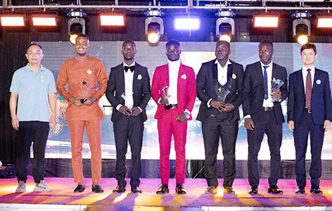 表彰年度優秀員工